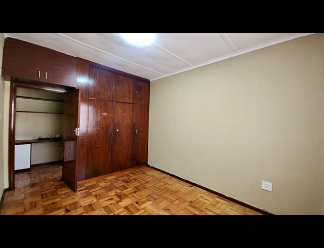 4 BEDROOM HOUSE RENTED IN THORNTON